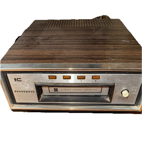 PANASONIC 8 TRACK PLAYER RS-802US Japan Untested But No Lights On Plugged In - Picture 2 of 9